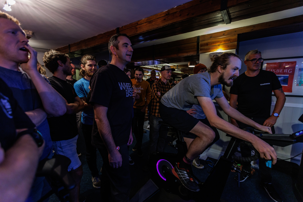 Wheelbase Garmin Tacx Team Race Night