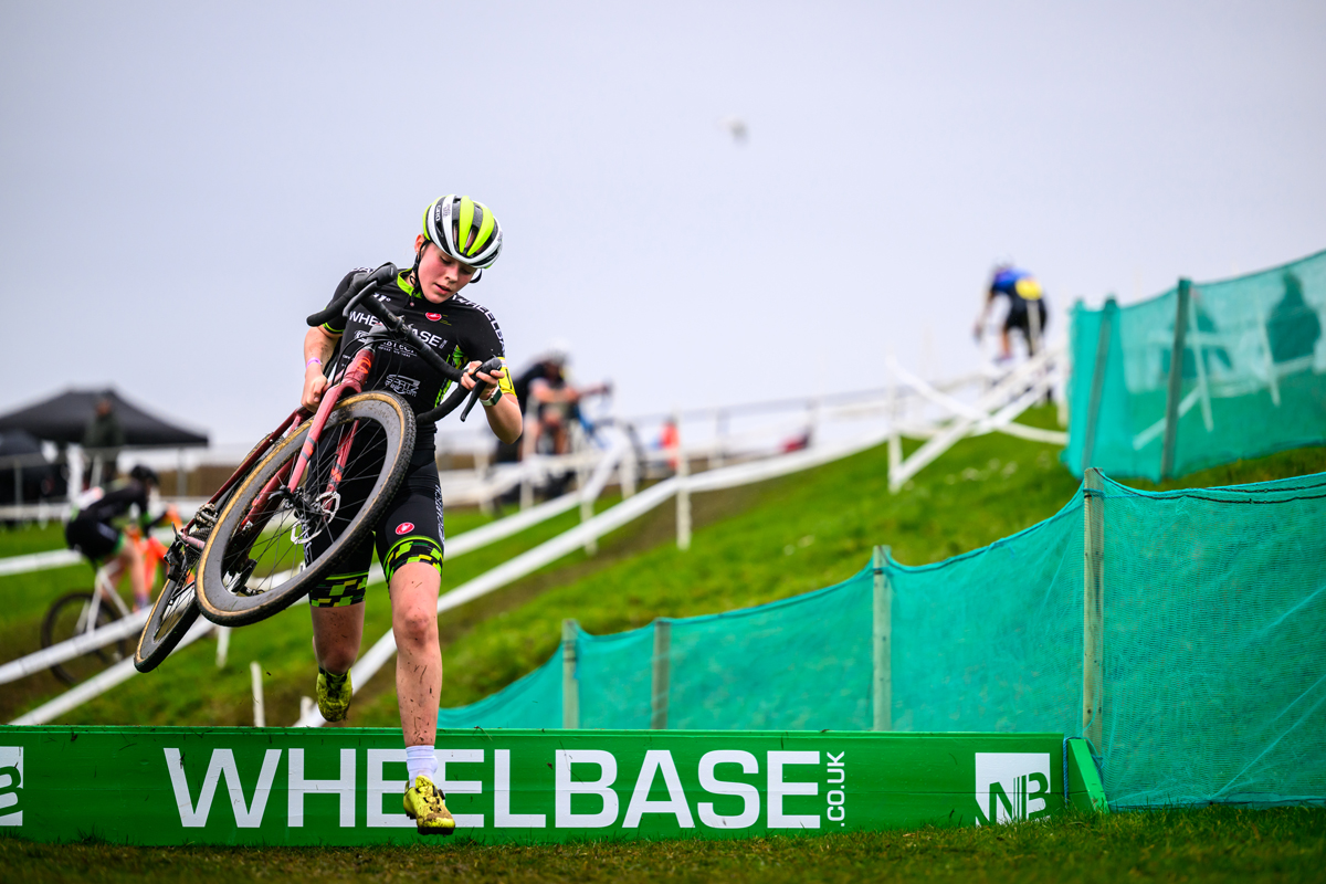 Wheelbase Cabtech Castelli