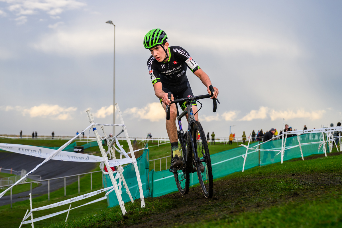 Wheelbase Cabtech Castelli