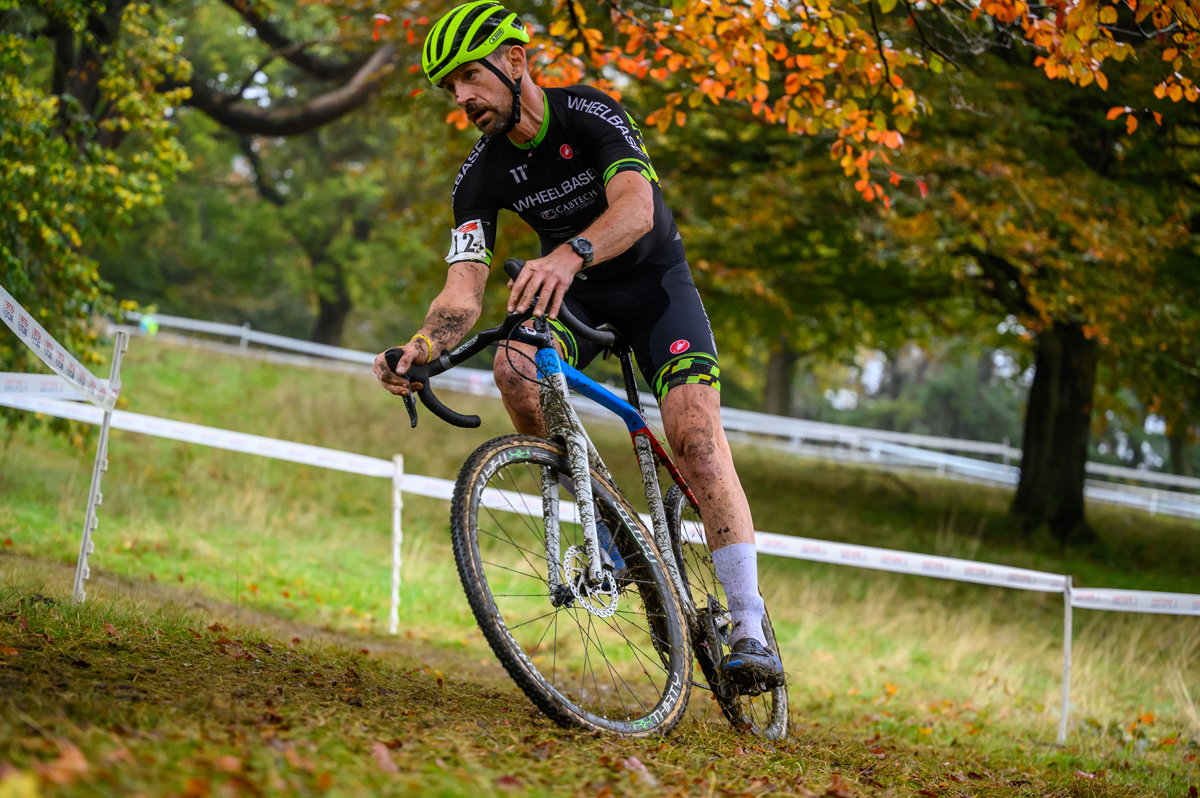 Wheelbase Cabtech Castelli