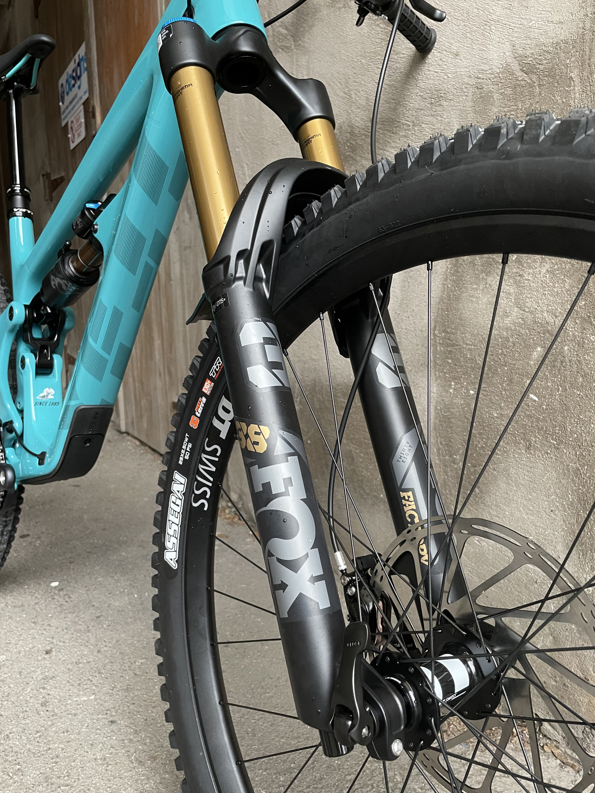 YETI SB 160 2023