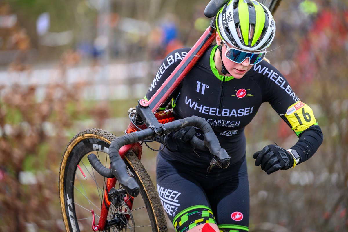 Wheelbase Cabtech Castelli