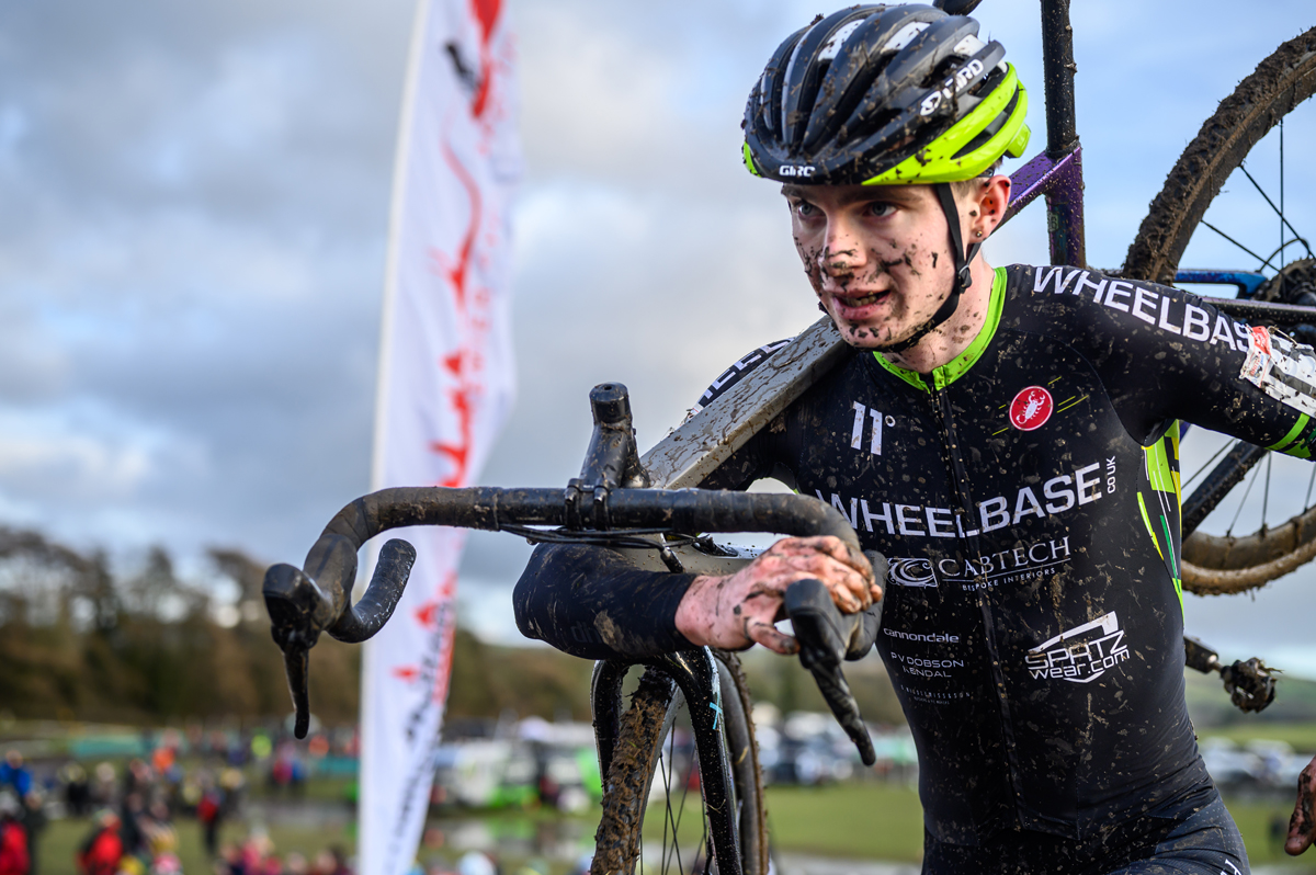 Wheelbase Cabtech Castelli