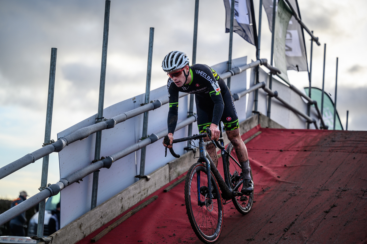 Wheelbase Cabtech Castelli