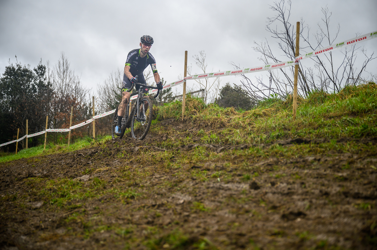 Wheelbase Cabtech Castelli