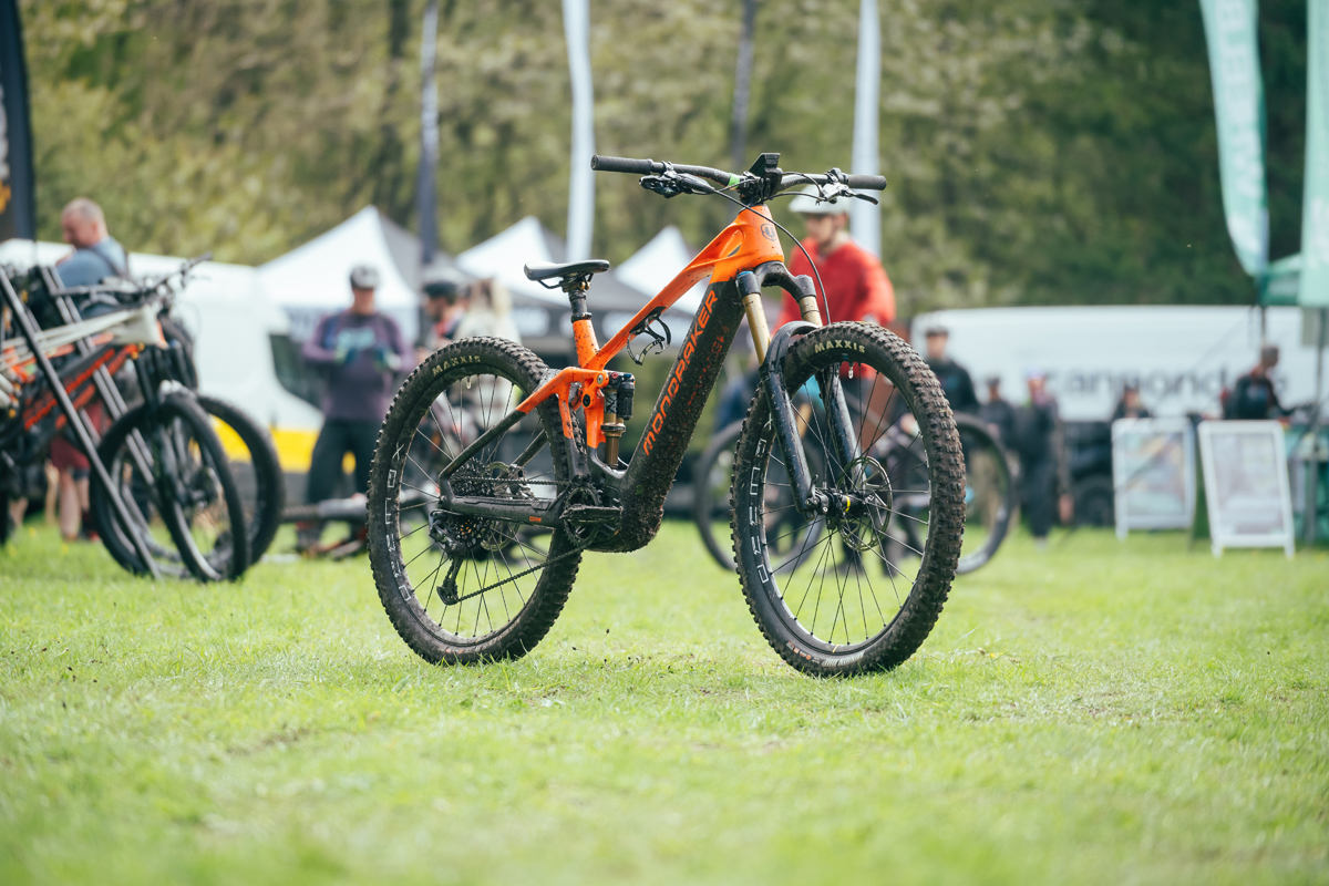 Mondraker Crafty Carbon RR 2023