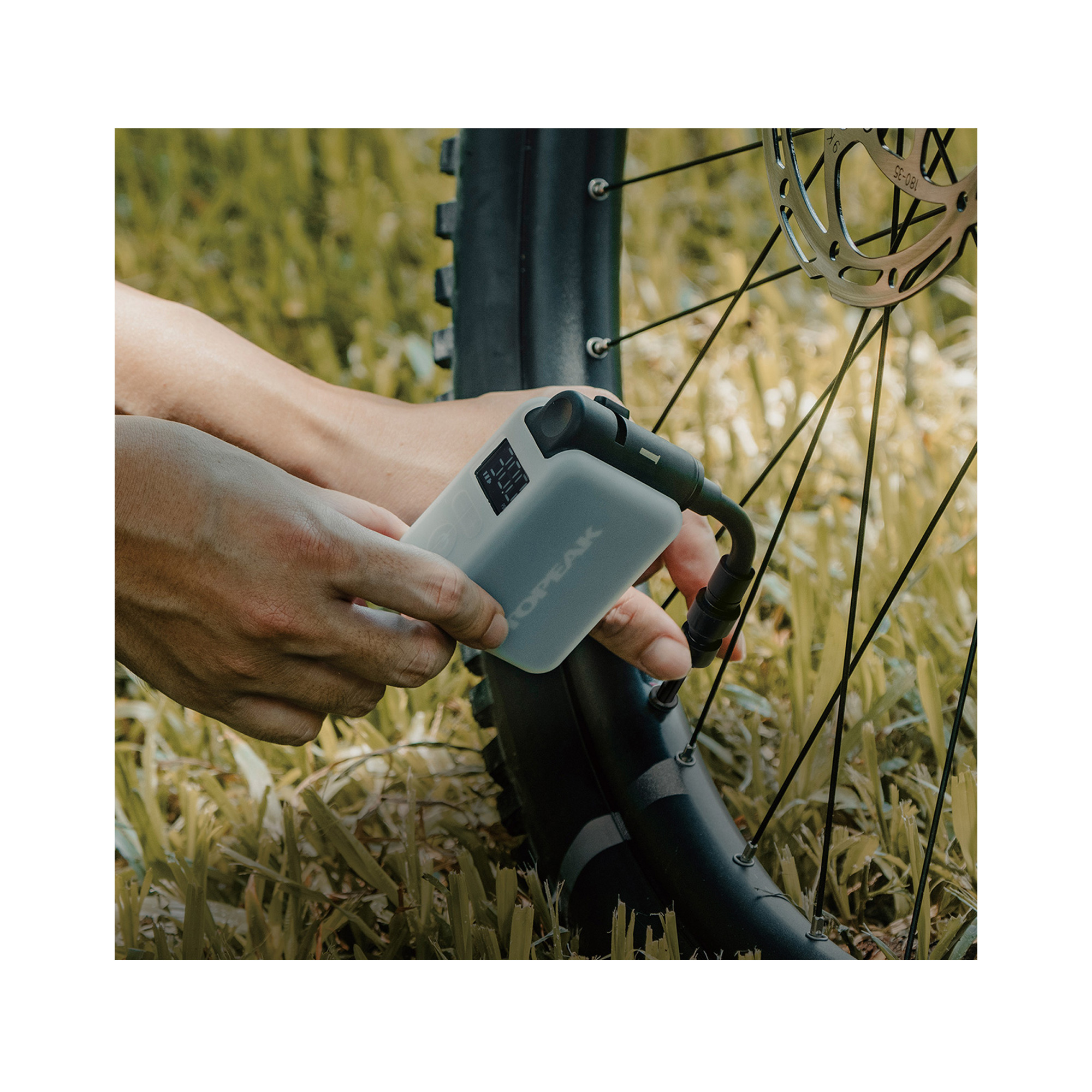 Topeak E-Booster Digital | USB Rechargeable Tyre Inflator