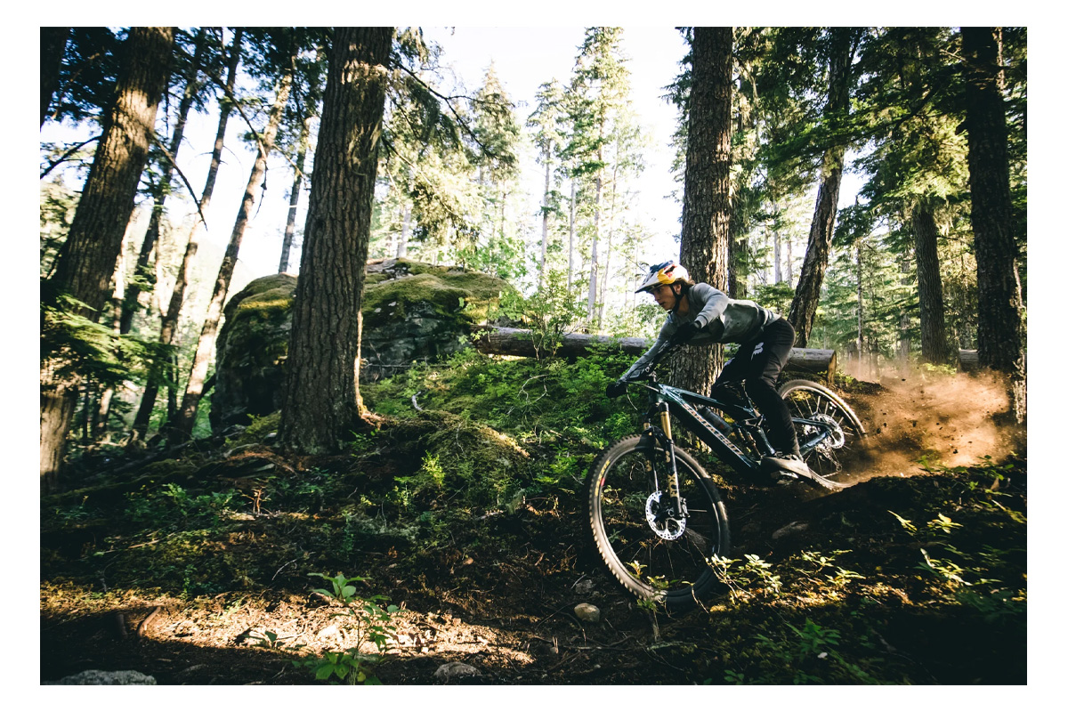 Santa Cruz Vala 70 1C MX | Glossy Grey