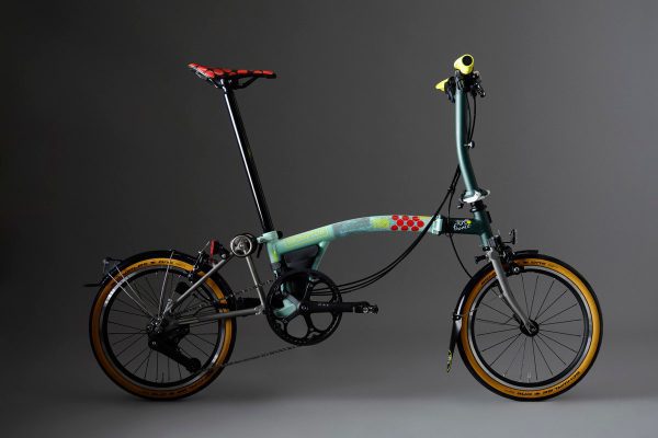 Brompton P Line 2025 | 12 Speed | Low Bar | Sprinters Light Green