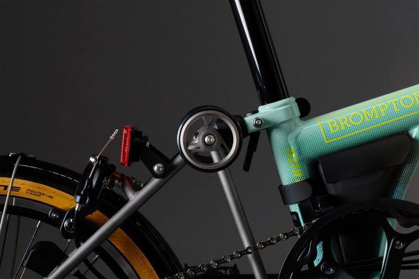 Brompton P Line 2025 | 12 Speed | Low Bar | Sprinters Light Green