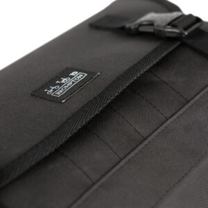 Metro-Messenger-Bag-Black-Medium-3