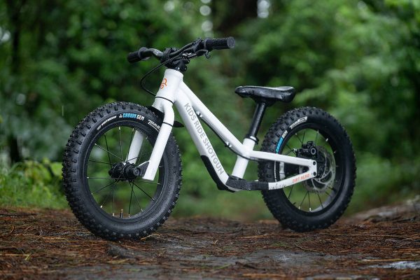 Kids Ride Shotgun Dirt Hero 14" Balance Bike With Brake