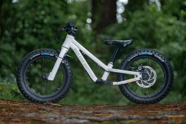 Kids Ride Shotgun Dirt Hero 14" Balance Bike With Brake