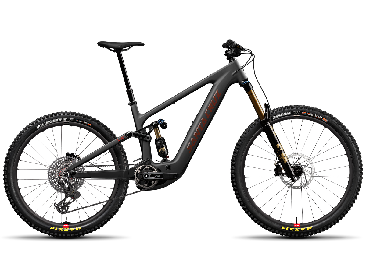 Santa Cruz Bullit 4 CC X0 AXS RSV 2027 - L, Matte Carbon - Wheelbase | Price Match, FREE Postage over £50, Sale Section, Cycle To Work, 0% Finance.