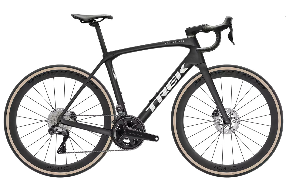Trek_Domane_SLR-7_GEN_4_Black_1