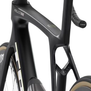 Trek_Madone_SLR_7_Gen_8_DeepSmoke_4