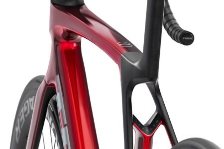 Trek_Madone_SL_6_Gen_8_Red_4