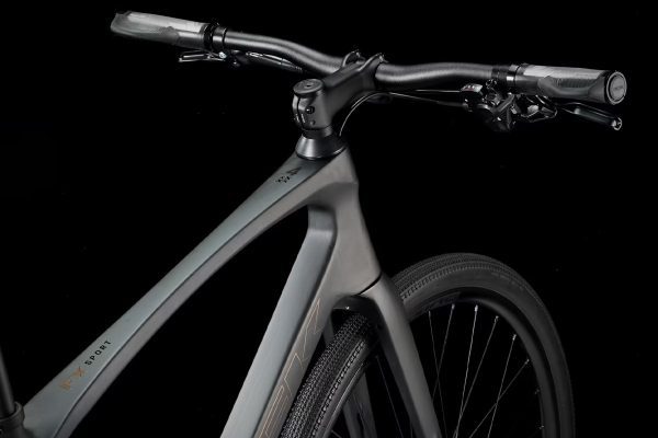2026 Trek FX Sport 4 Carbon : Matte Onyx Carbon : M