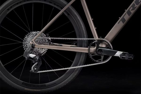 2025 Trek FX Sport 6 Carbon : Matte Bronze Age/Deep Smoke : M