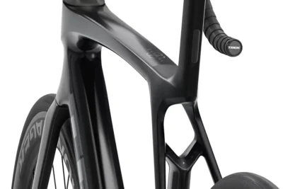 Trek_Madone_SL6_Gen8_Road_Bike_Black_4