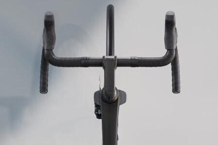 Trek_Madone_SL_6_AXS_Gen_8_Black_3