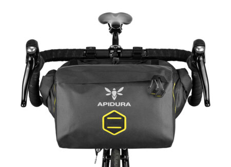 Apidura-Expedition-Accessory-Pocket-4.5L-Front-shoot