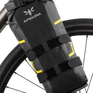 apidura-expedition-fork-pack-4.5l-on-bike-3