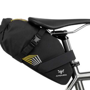 apidura-racing-saddle-pack-5l-on-bike-1