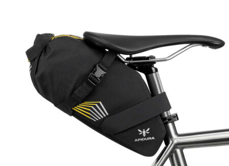 apidura-racing-saddle-pack-5l-on-bike-1