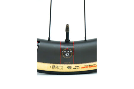 Cervelo_Caledonia_5_Dura_Ace_Studio_2