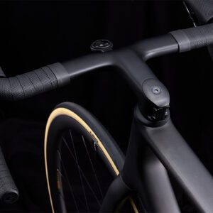 Cervelo_R5_RedXPLR_1_Five_Black_Bronze_2