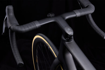 Cervelo_R5_RedXPLR_1_Five_Black_Bronze_2