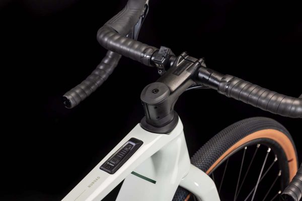 2025 Cube Nuroad Hybrid C:62 Race 400X 29 : Desert/Green : L