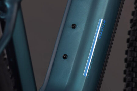 Cube_Hybrid_One_800_Sleek_Green_3