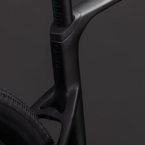 Cube_Nuroad_C62_One_Blackline_3