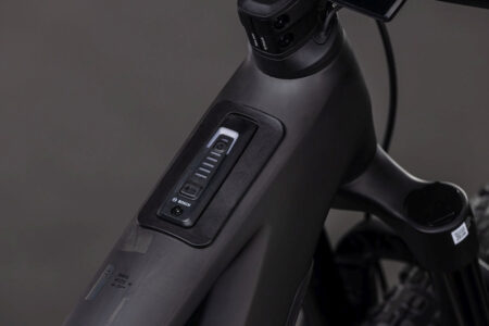 Cube_Stereo_Hybrid_One44_HPC_Race_800_Black_2