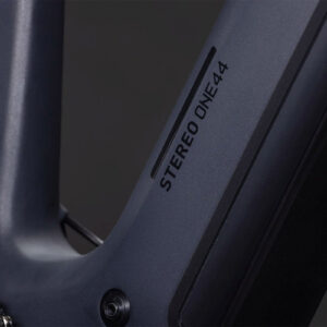 Cube_Stereo_Hybrid_One44_HPC_SLX_800_Grey_4 Cube_Stereo_Hybrid_One44_HPC_SLX_800_Grey_4