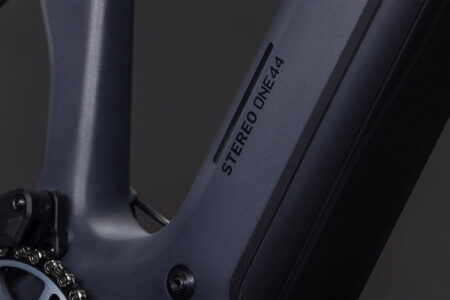 Cube_Stereo_Hybrid_One44_HPC_SLX_800_Grey_4