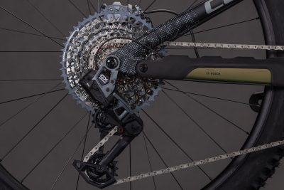 Cube_Stereo_Hybrid_One44_HPC_TM_800_Reedgreen_3_V2