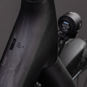 Kathmandu_Hybrid_C62_SLX_400X_LiquidBlack_3