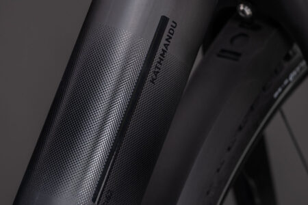 Kathmandu_Hybrid_C62_SLX_400X_LiquidBlack_4