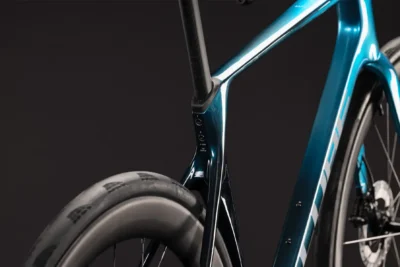 Agree_C62_Race_Blue_4