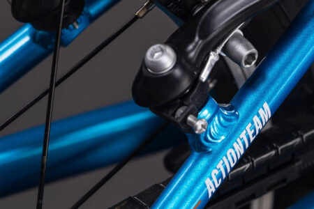 Cube_Acid_160_Action_Team_4