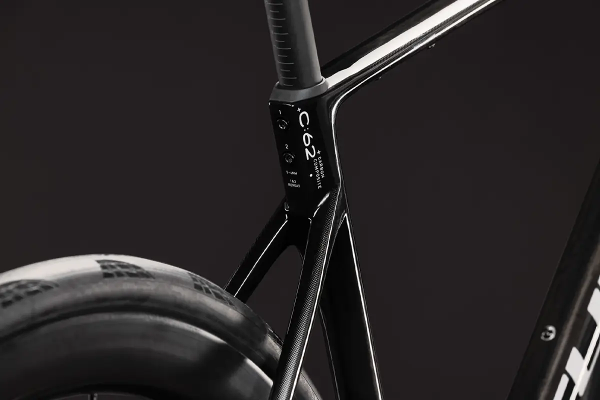 Attain_C62_SLT_Black_Carbon_4