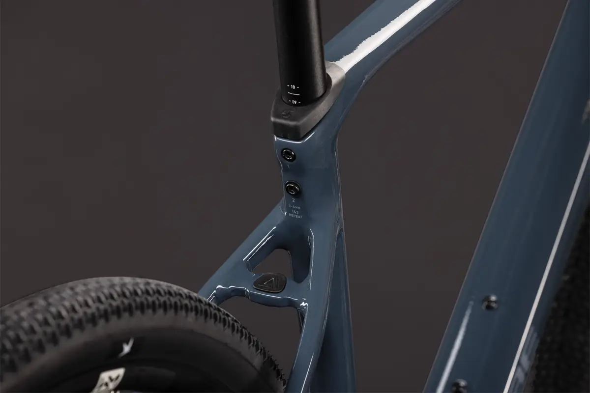 Nuroad_Race_Inkgrey_3
