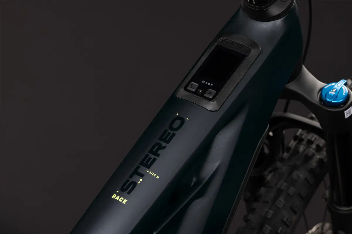 Stereo_Hybrid_One44_HPC_Race_Coal_2