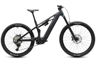 Stereo_Hybrid_One77_HPC_SLX_800_Blackline_1