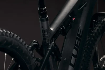 Stereo_Hybrid_One77_HPC_SLX_800_Blackline_3