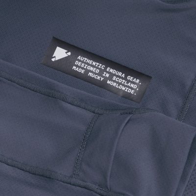 Endura_All_Track_Rout_Scuba_Hoodia_Carbon_Grey_3