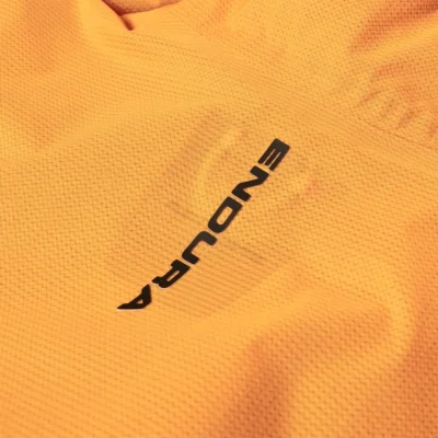 Endura_W_Alltrack_Race_Cape_Orange_4